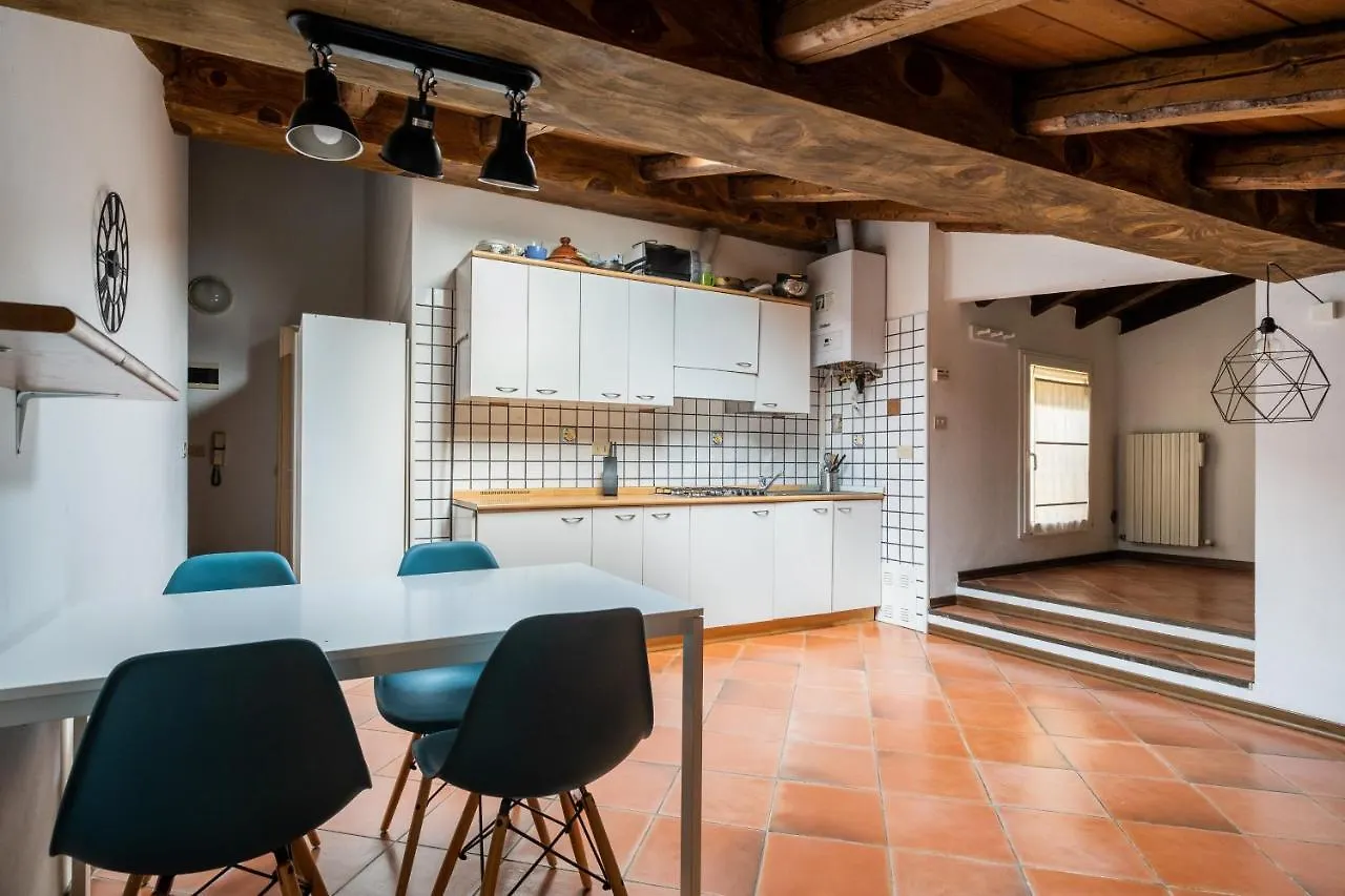 Mansardina Nosadella 9 By Wonderful Italy Apartment Bologna 0*,