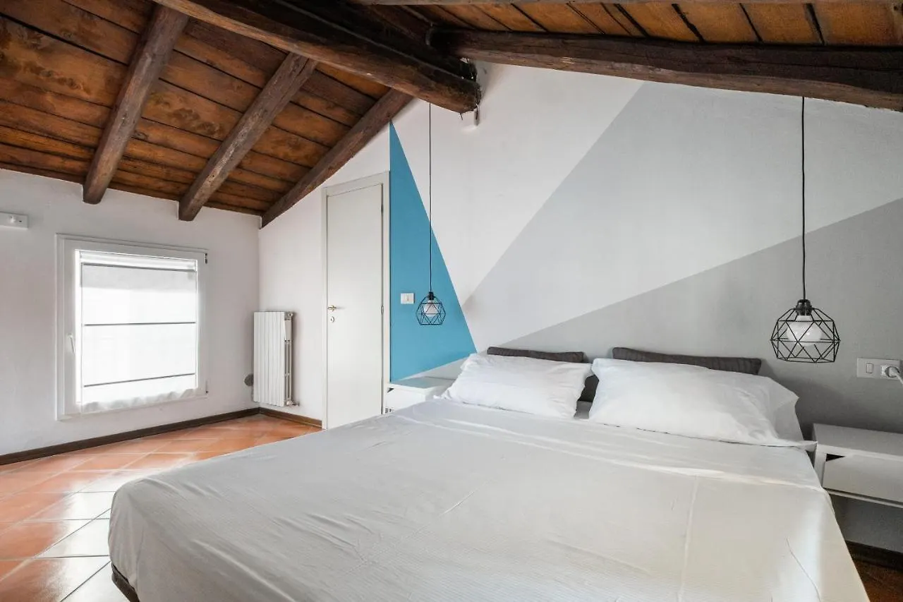 Mansardina Nosadella 9 By Wonderful Italy Apartment Bologna Italy